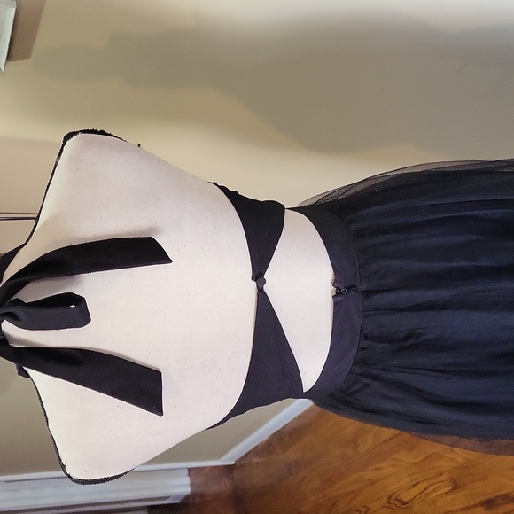 Fashion Nova Dress 🖤 - Picture 10 of 16